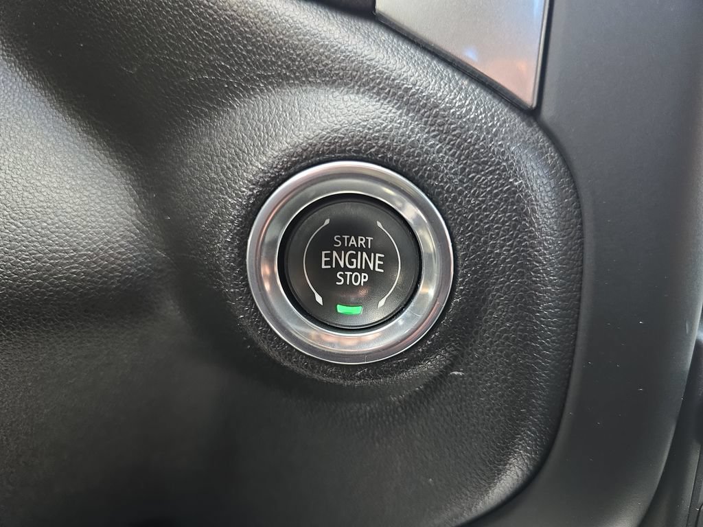 Used 2020 Chevrolet Silverado 1500 LT w/ All-Star Edition AWD/4WD image 19