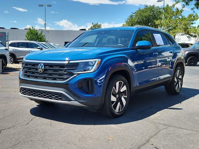 Certified 2026 Volkswagen Atlas Cross Sport SE AWD/4WD image 4