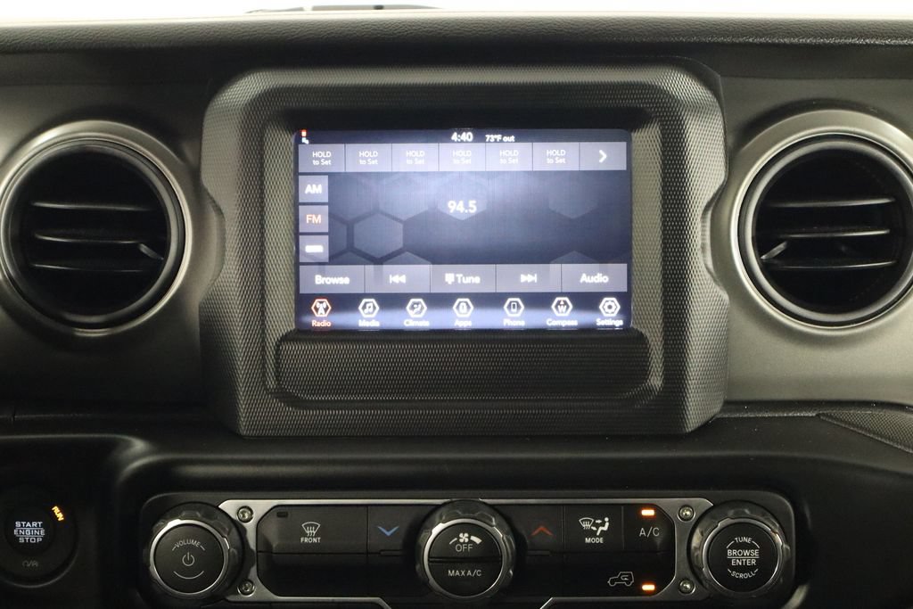 Used 2022 Jeep Gladiator Sport AWD/4WD image 25