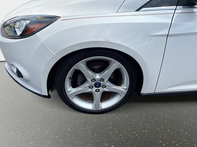 Used 2014 Ford Focus Titanium FWD image 10