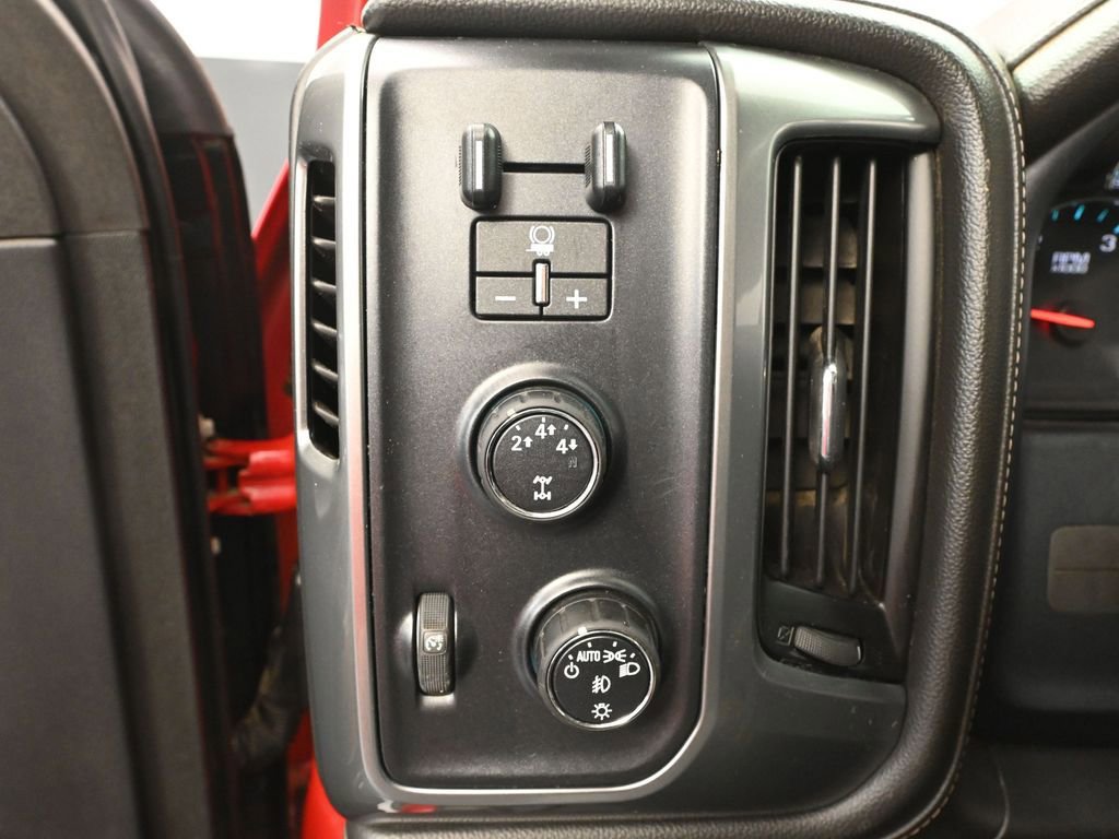 Used 2015 Chevrolet Silverado 2500 LTZ w/ LTZ Plus Package image 37
