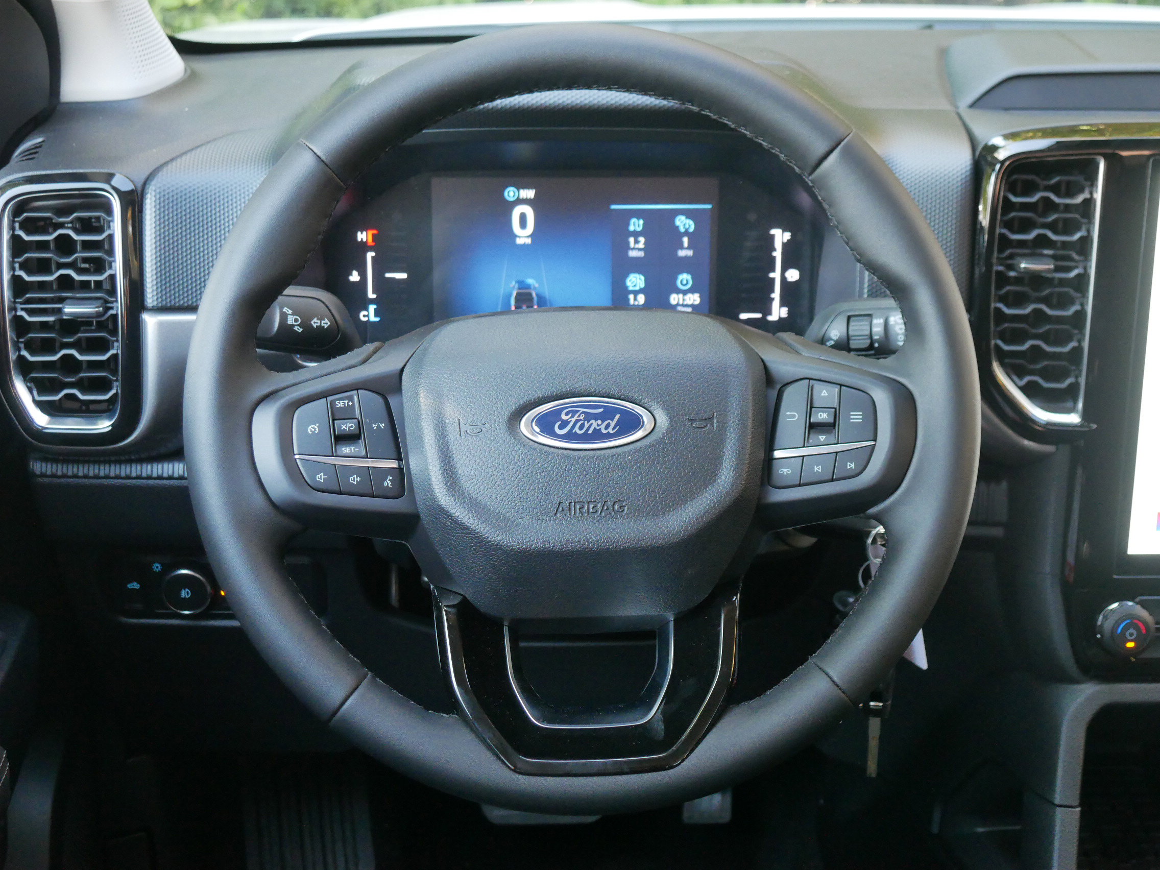 New 2025 Ford Ranger XLT w/ FX4 Off-Road Package image 6