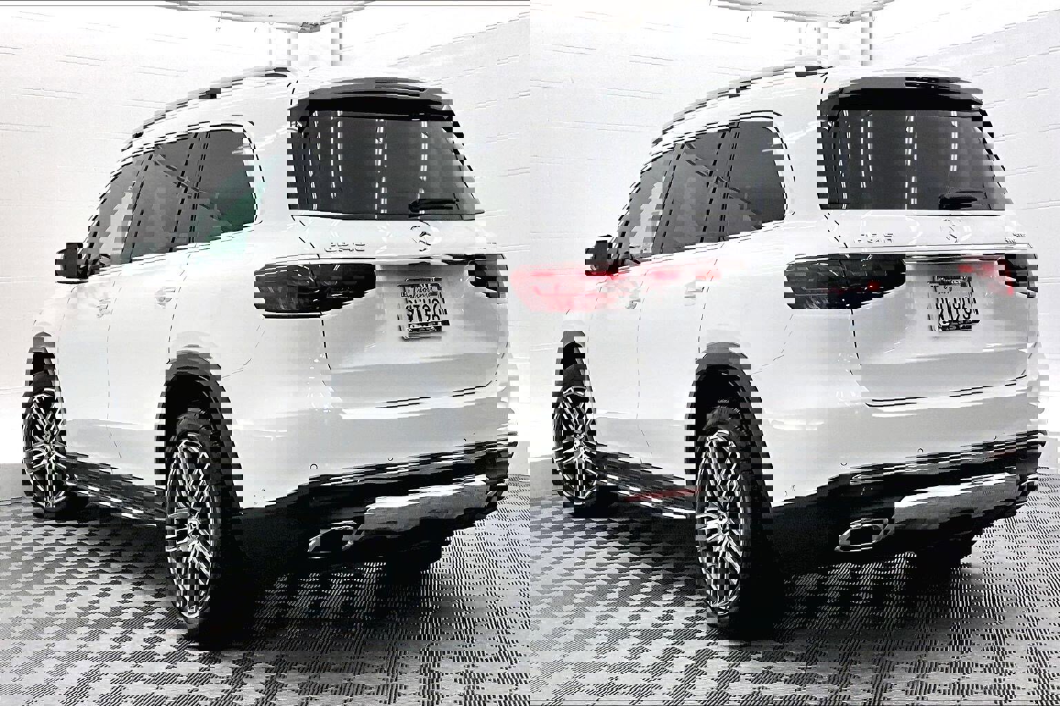 Used 2026 Mercedes-Benz GLS 450 4MATIC image 10