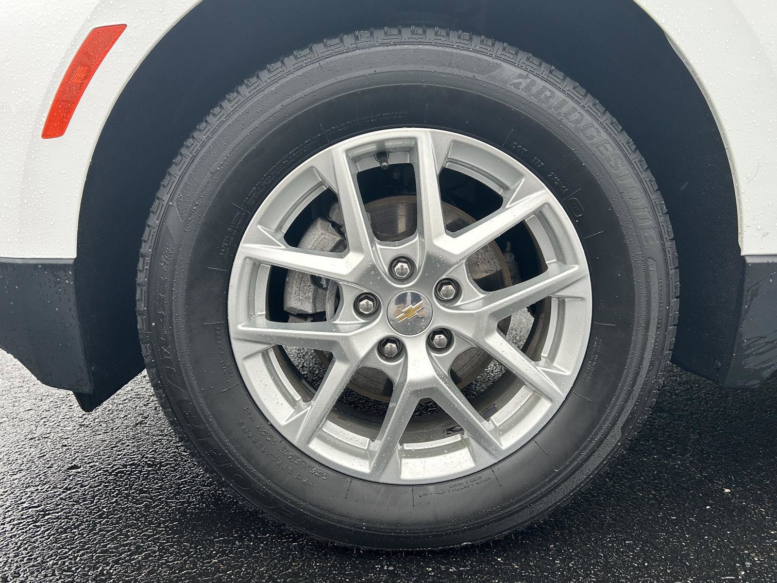 Certified 2024 Chevrolet Equinox LT image 9