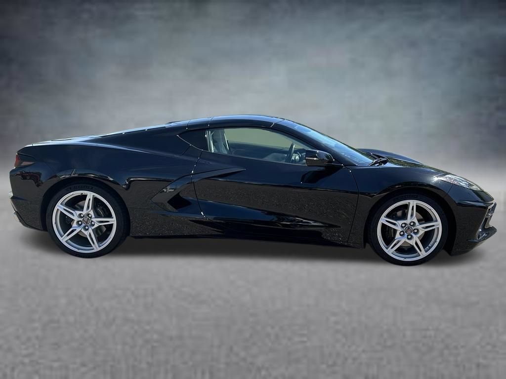 Used 2025 Chevrolet Corvette Stingray Premium Cpe w/ 3LT RWD image 6