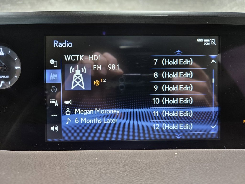 Used 2021 Lexus ES 350 w/ Premium Package image 26