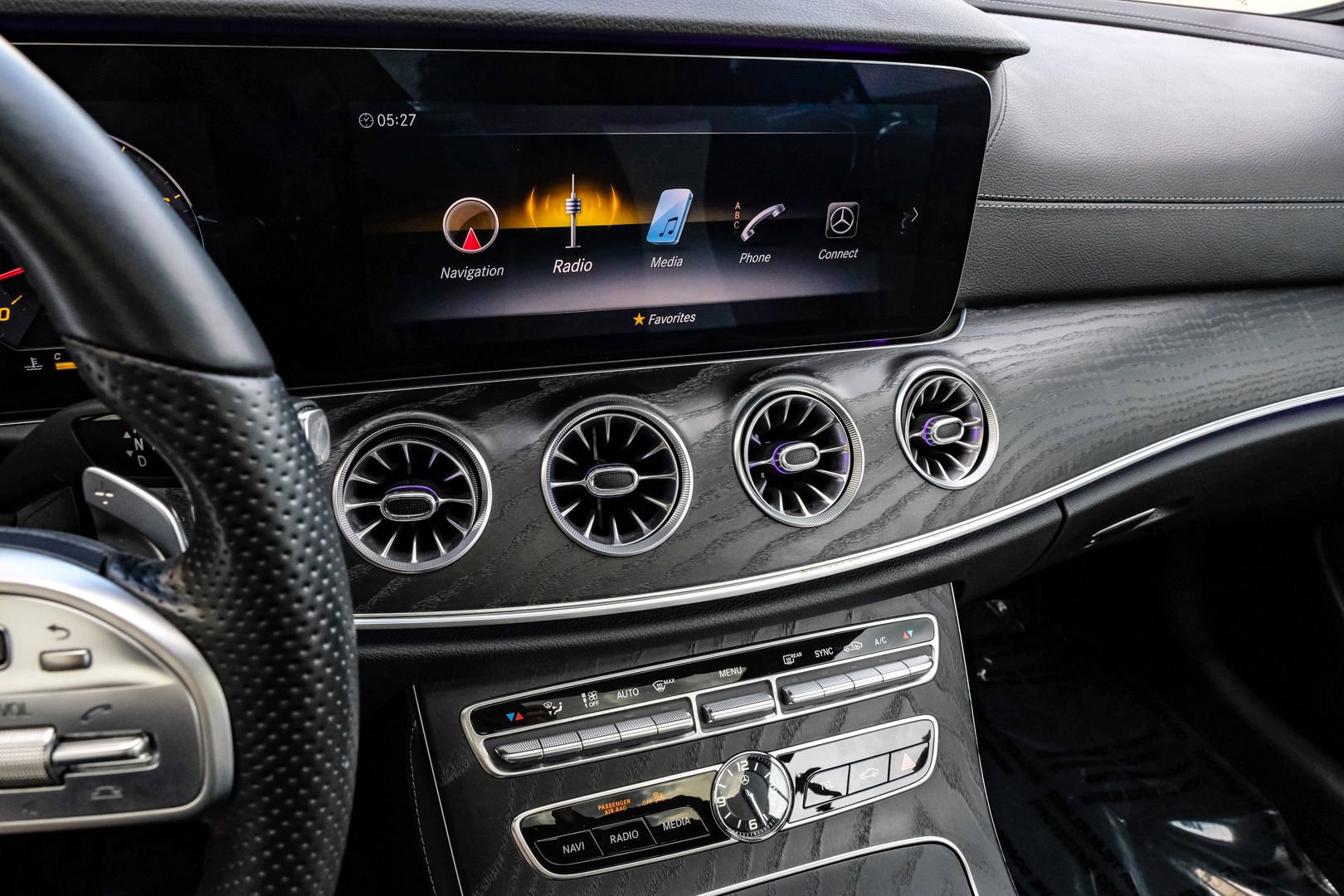 Used 2020 Mercedes-Benz E 450 Coupe image 25