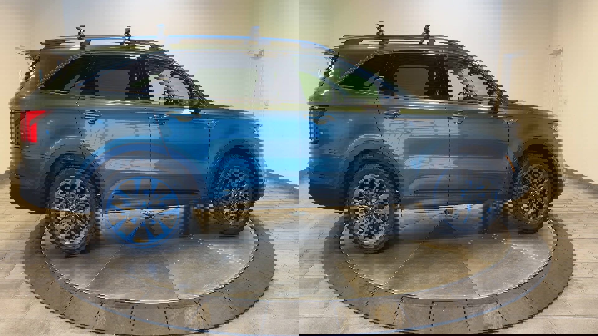 Used 2022 Kia Sorento SX Prestige w/ Rust Color Package image 9