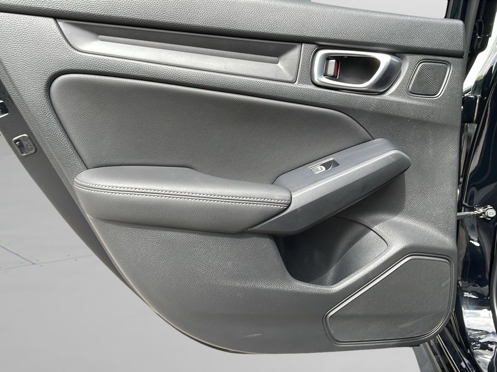 Used 2024 Honda Civic EX-L image 31