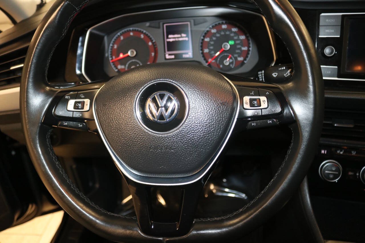 Used 2019 Volkswagen Jetta SE w/ Cold Weather Package FWD image 45
