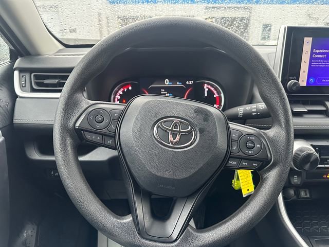 Used 2024 Toyota RAV4 LE image 19