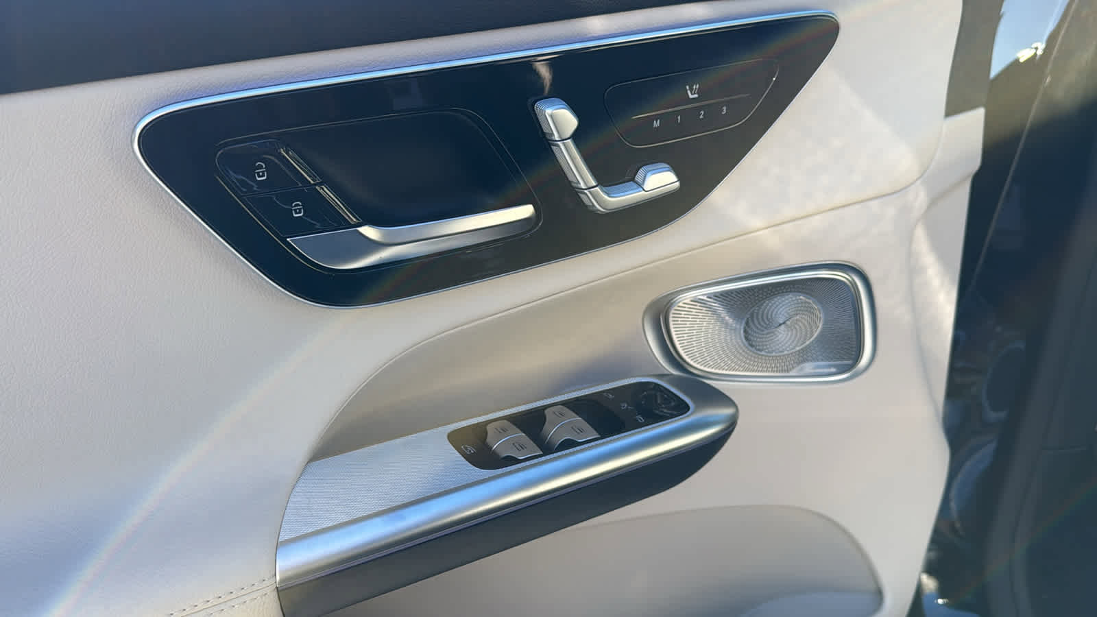 New 2026 Mercedes-Benz GLC 300 4MATIC image 16