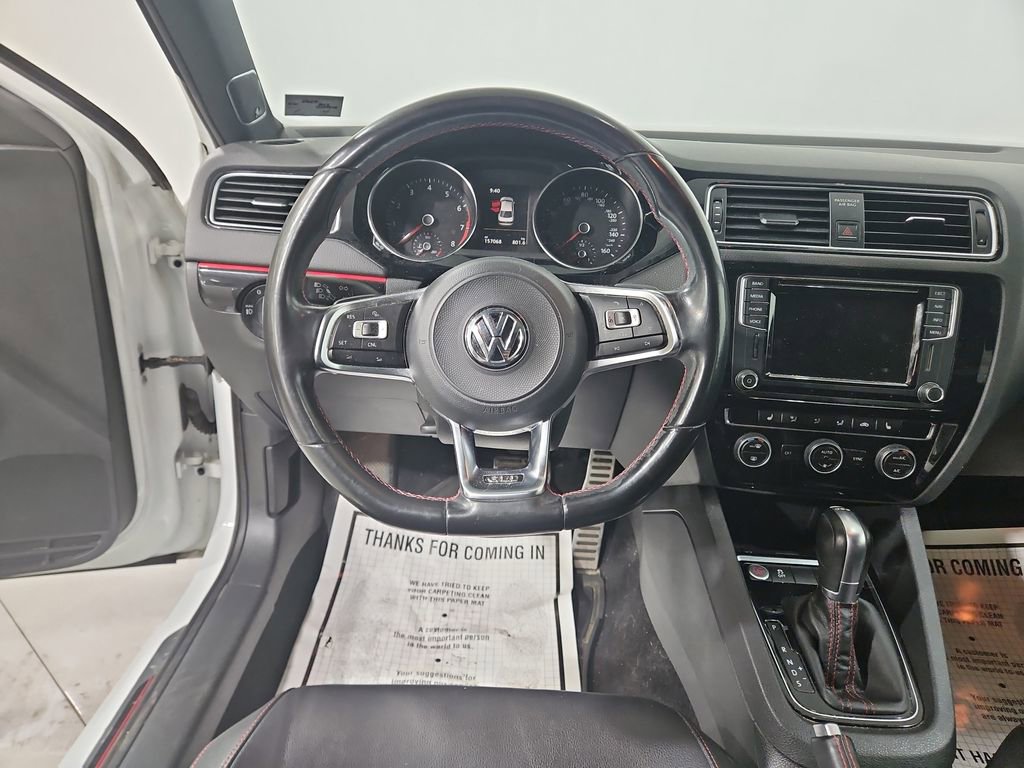 Used 2017 Volkswagen Jetta GLI image 13