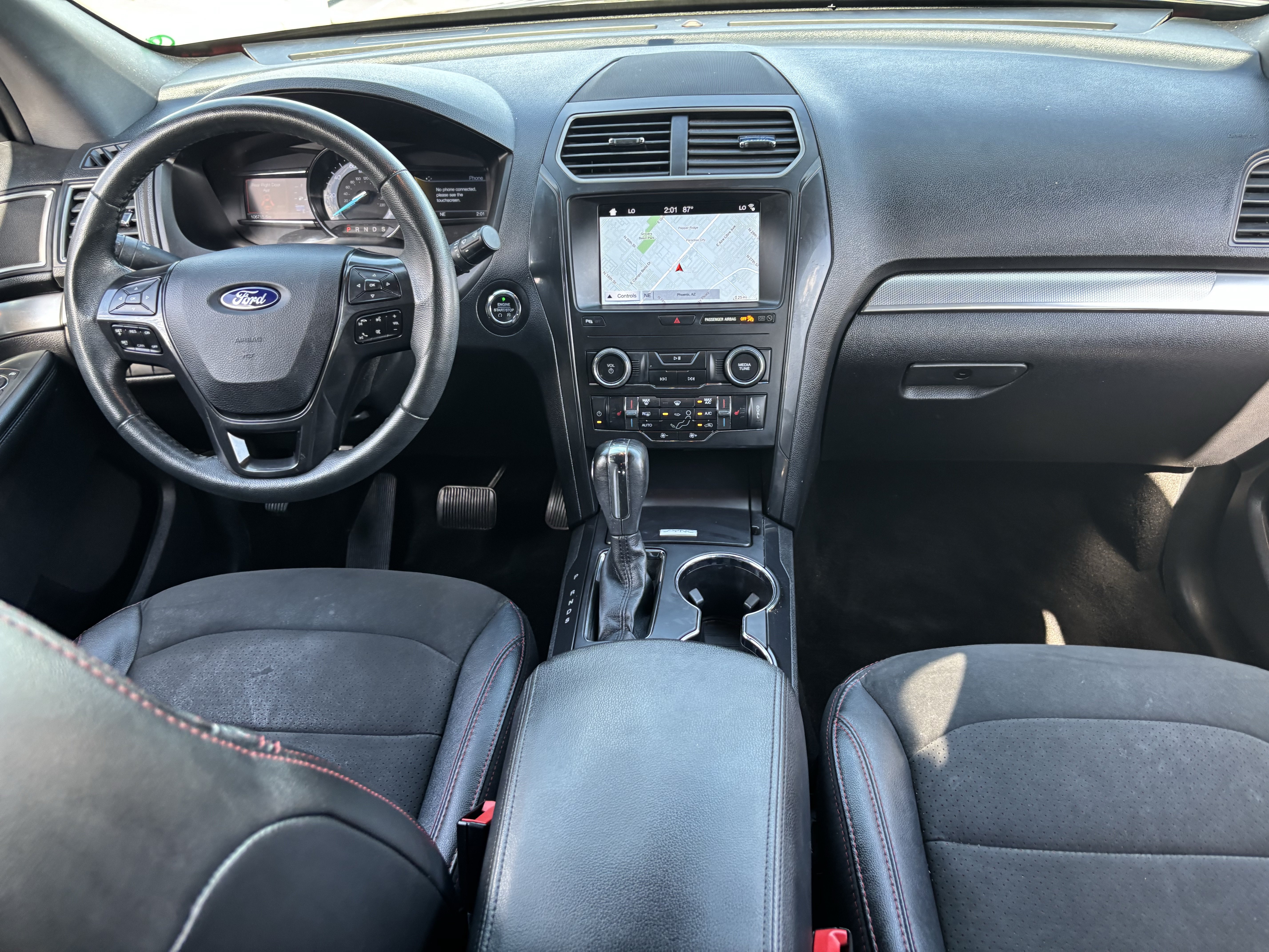 Used 2019 Ford Explorer XLT w/ Equipment Group 202A FWD image 13