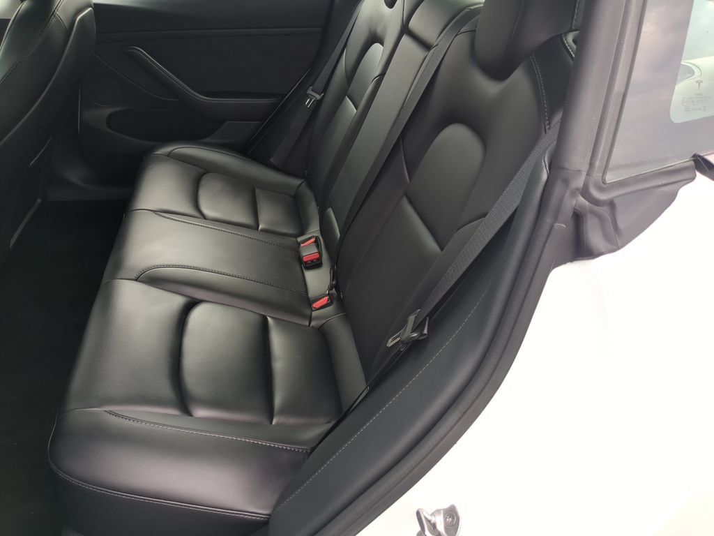 Used 2021 Tesla Model 3 Standard Range Plus RWD image 16