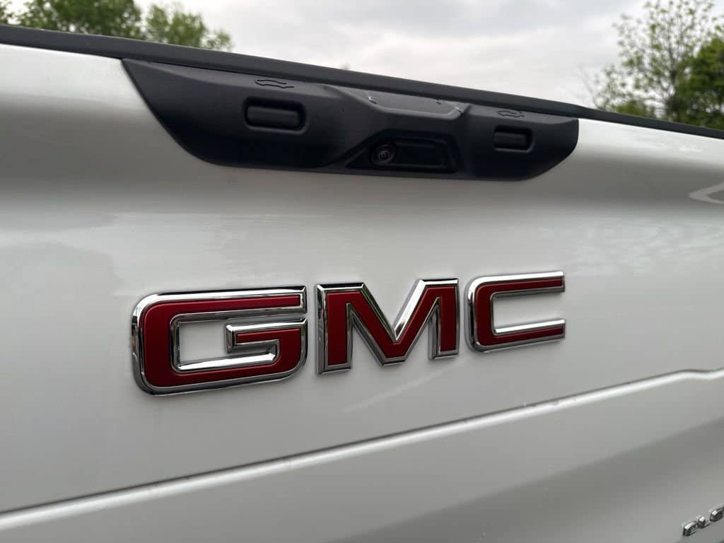 New 2026 GMC Sierra EV Elevation AWD/4WD image 64