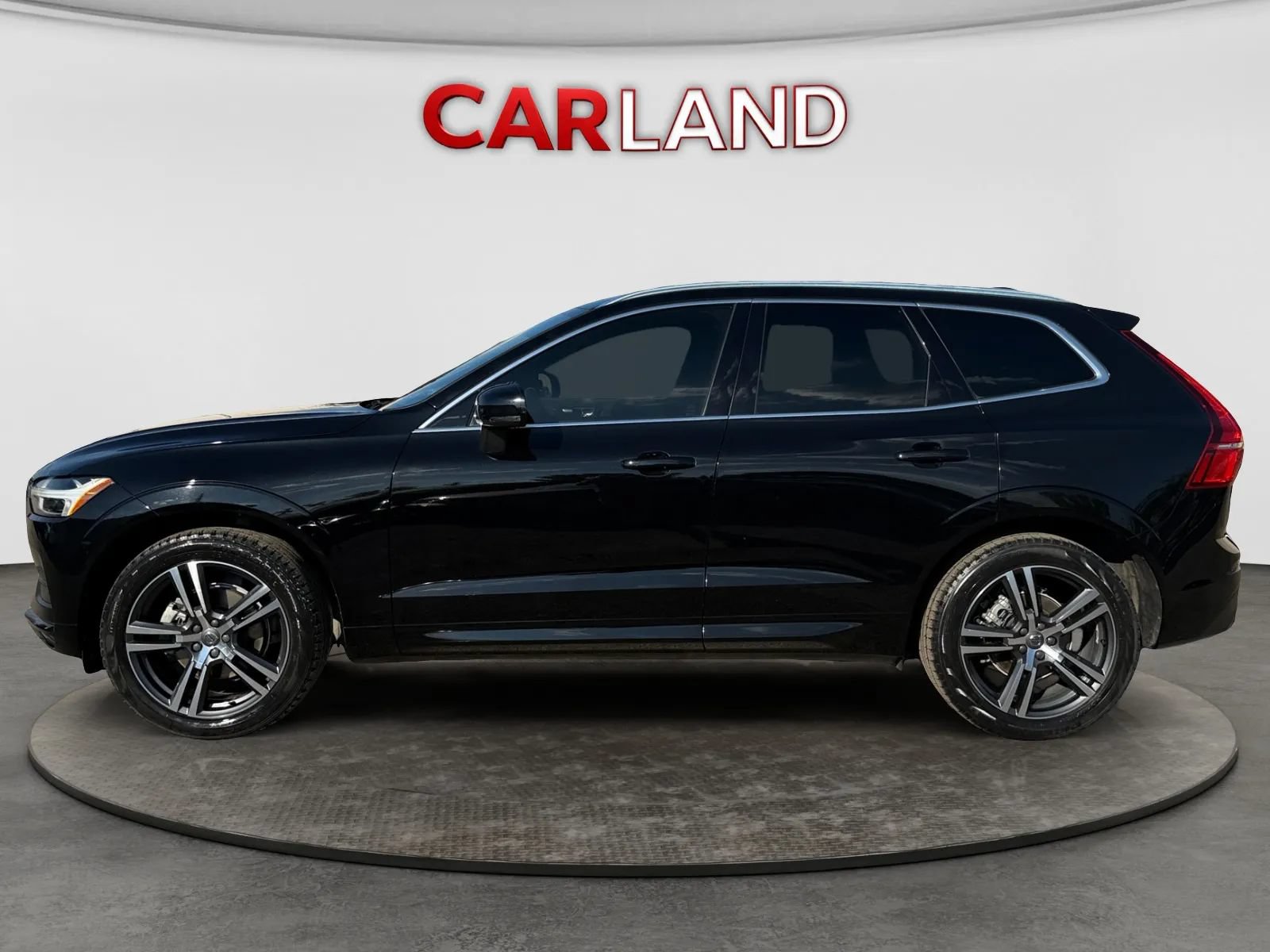 Used 2019 Volvo XC60 T5 Momentum w/ Protection Package Premier AWD/4WD image 2