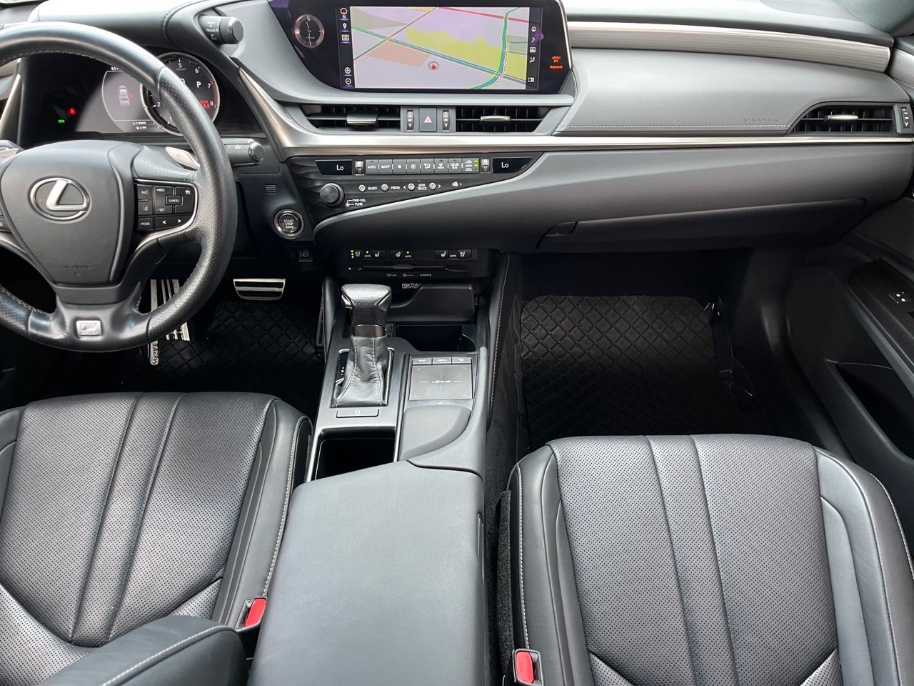 Used 2019 Lexus ES 350 F Sport w/ Accessory Package 2 FWD image 14