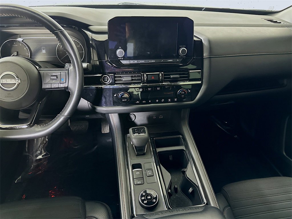 Used 2023 Nissan Pathfinder Rock Creek image 19