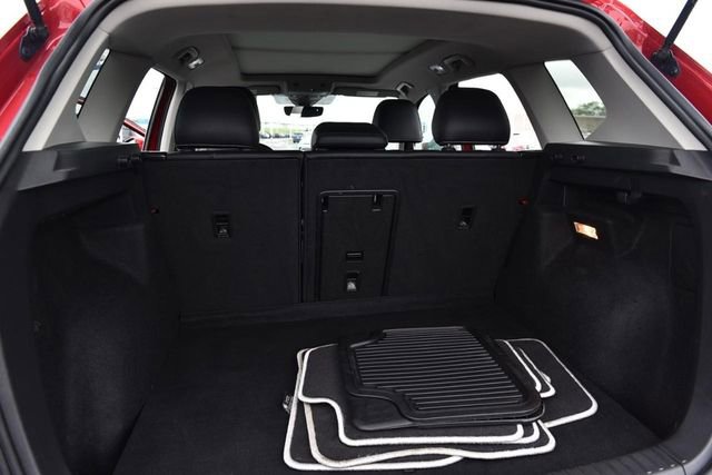 Certified 2023 Volkswagen Taos SE w/ Panoramic Sunroof Package image 26