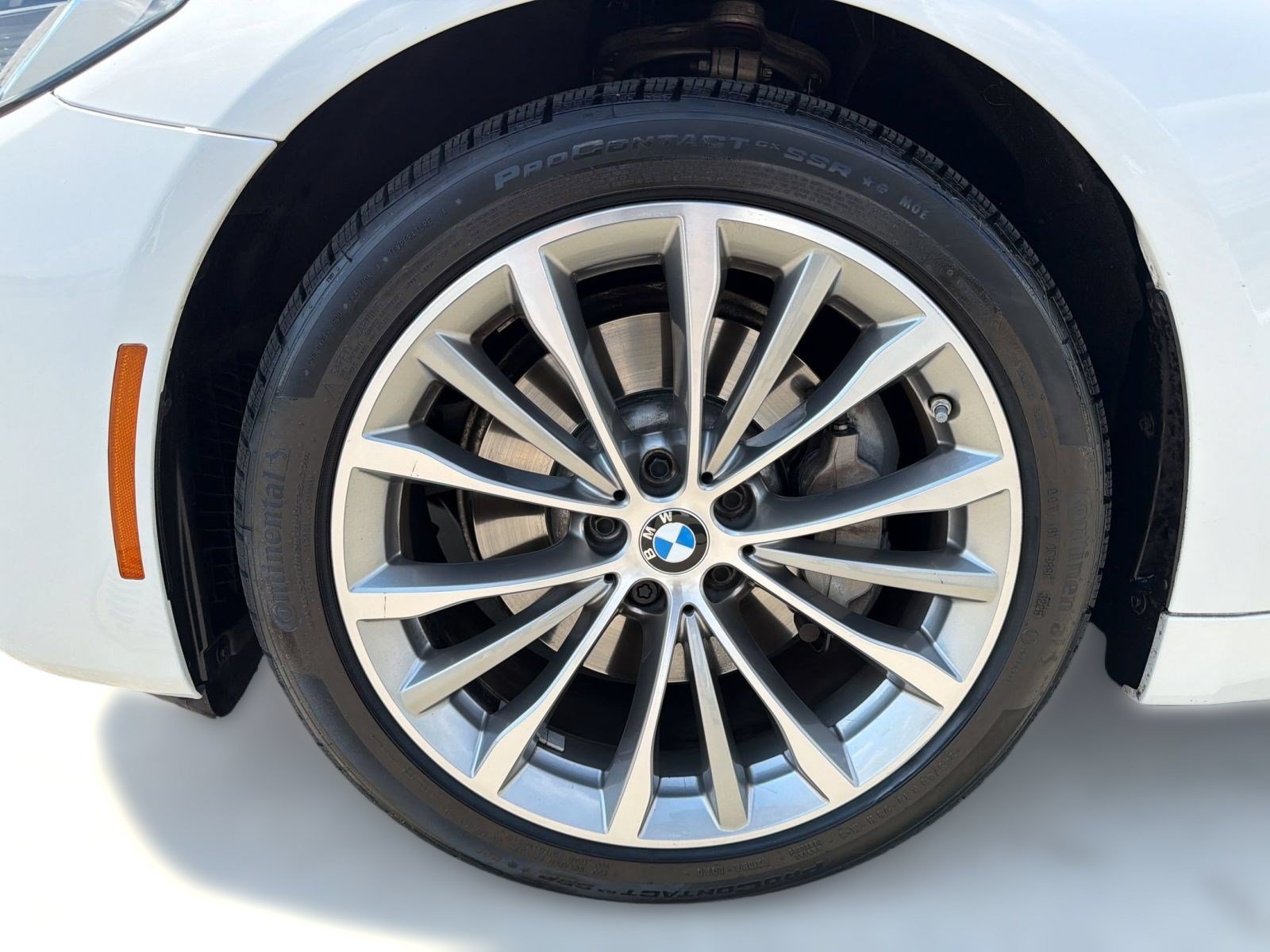 Certified 2023 BMW 530i w/ Premium Package RWD image 11