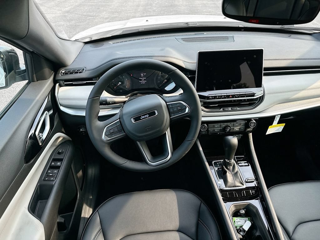 New 2026 Jeep Compass Limited AWD/4WD image 28