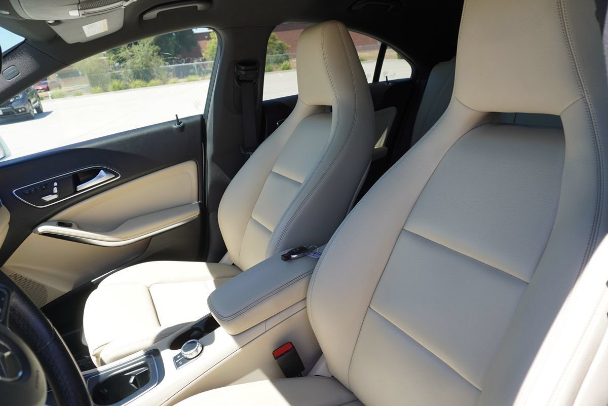 Used 2018 Mercedes-Benz CLA 250 image 25