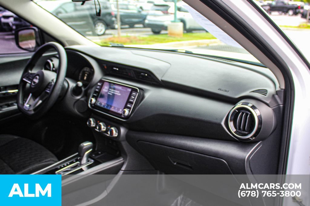 Used 2023 Nissan Kicks SV FWD image 23