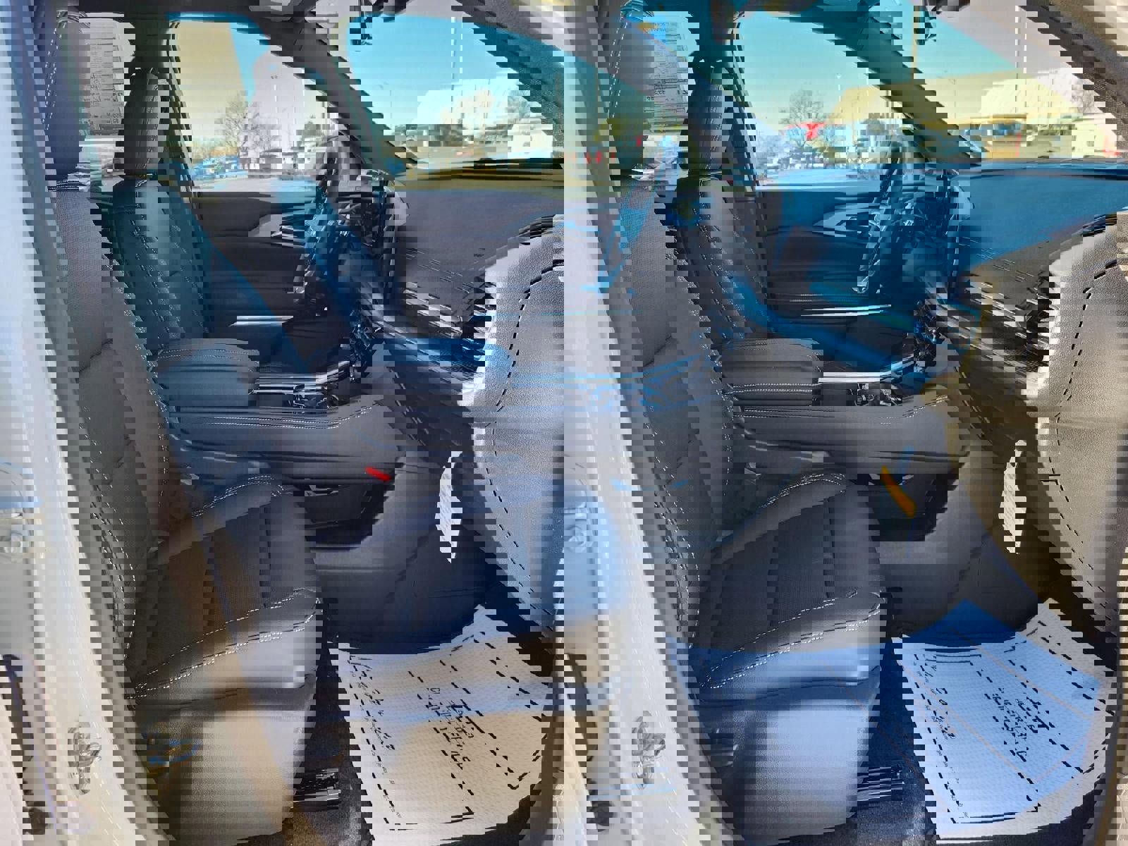 Used 2025 Chevrolet Equinox LT image 24