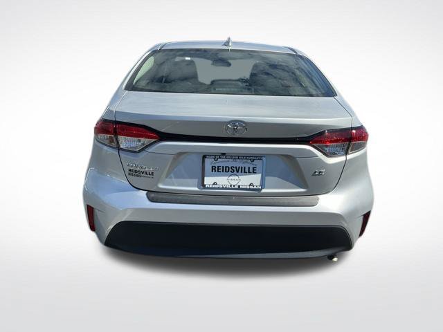 Used 2024 Toyota Corolla LE FWD image 4