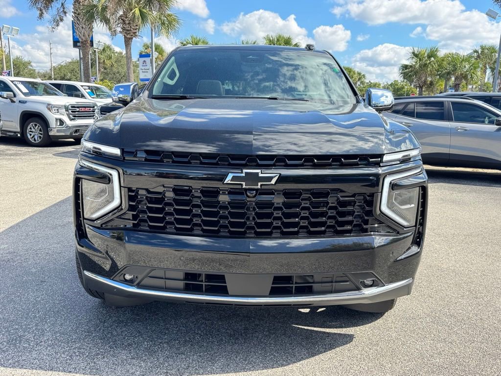 New 2026 Chevrolet Suburban Premier image 3