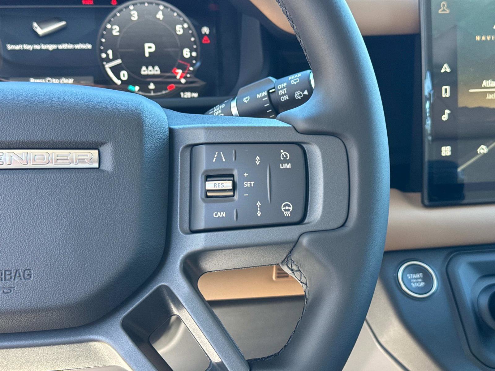 Used 2025 Land Rover Defender 110 S image 29