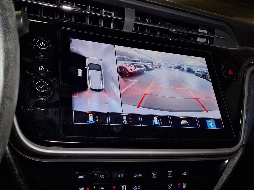 Certified 2022 Chevrolet Bolt EUV Premier FWD image 6
