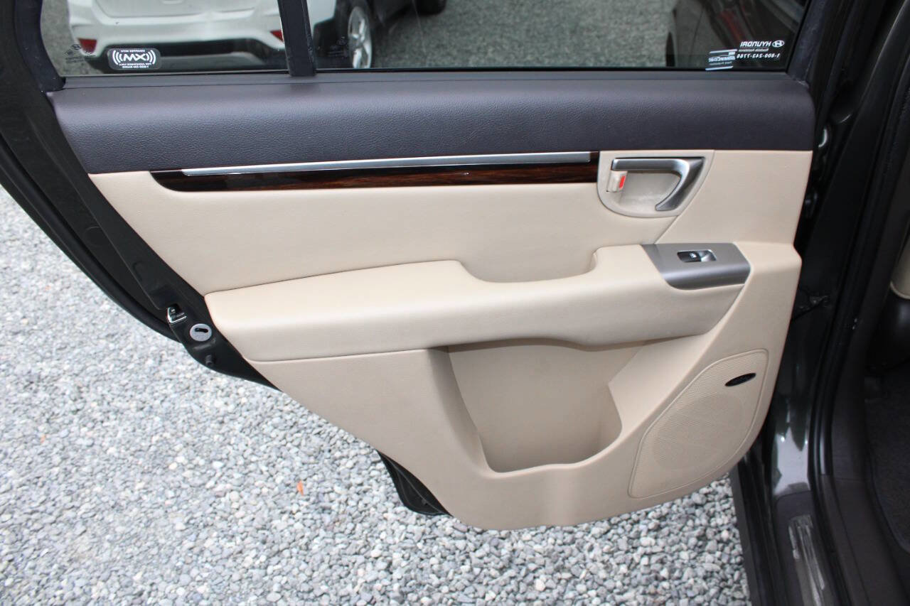 Used 2011 Hyundai Santa Fe Limited image 22