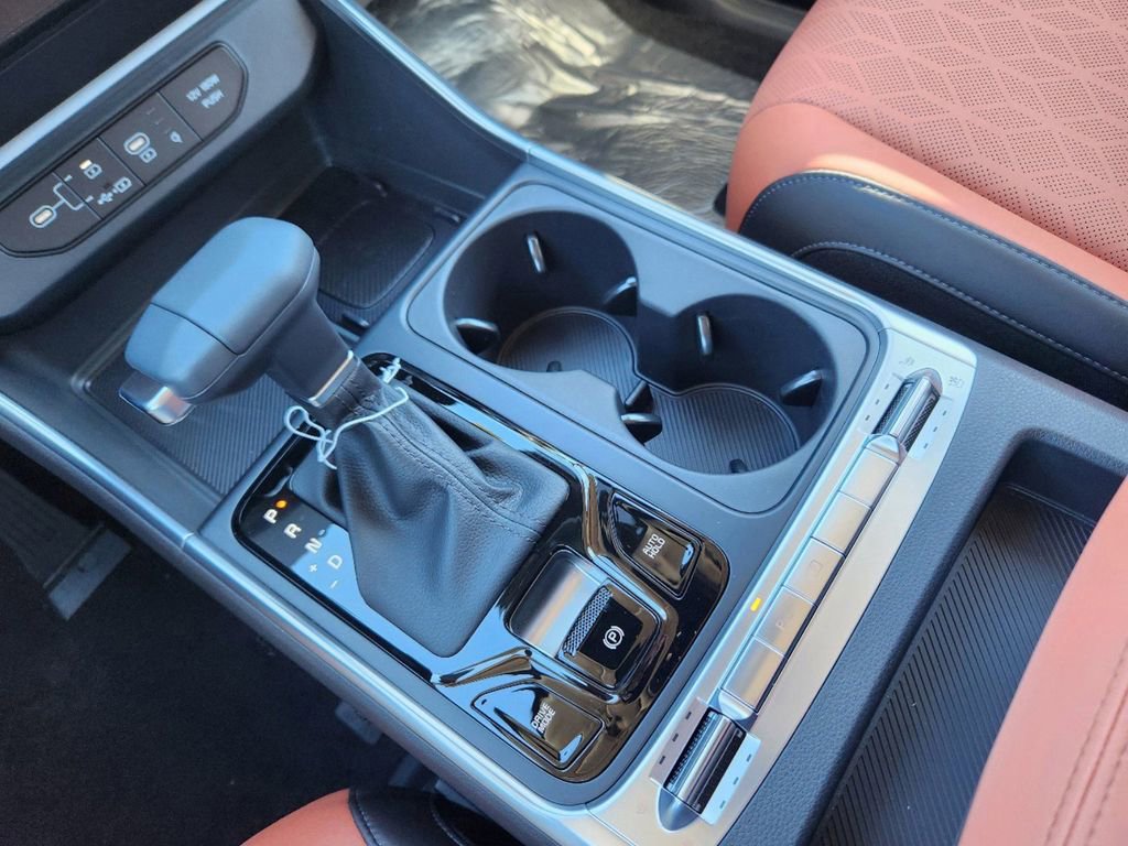 Certified 2025 Kia Carnival SX image 23