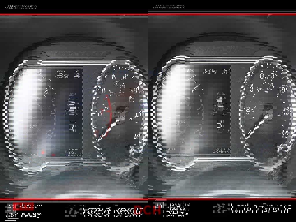 Used 2024 Nissan Versa SR image 10