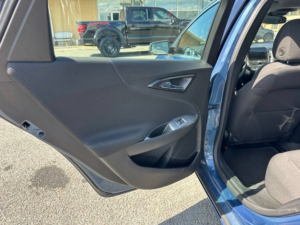 Used 2024 Chevrolet Malibu LS FWD image 18