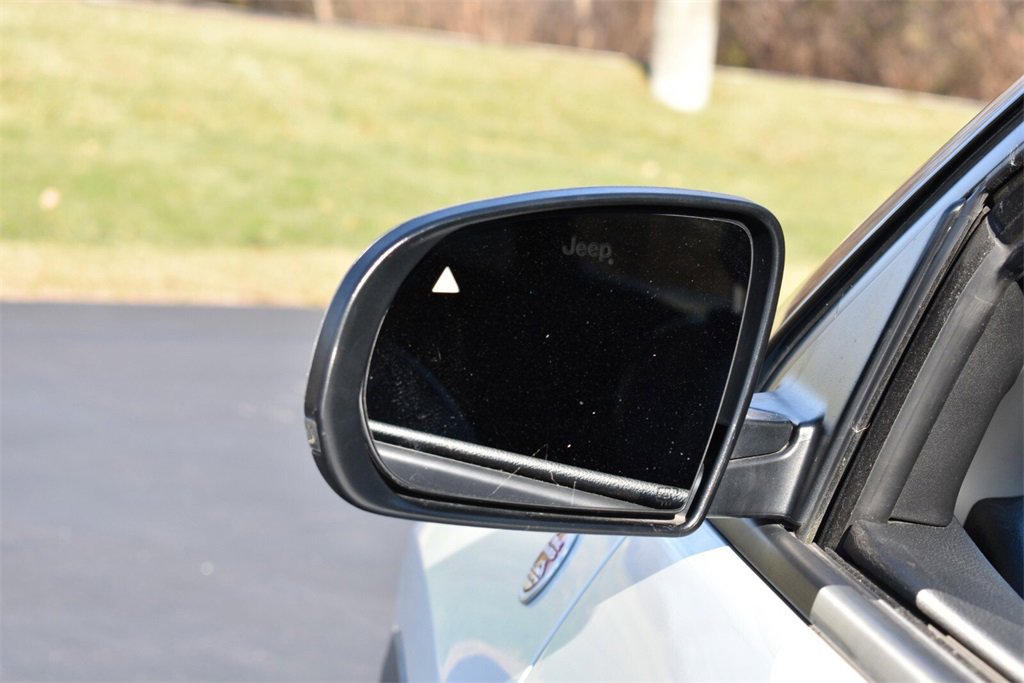 Used 2018 Jeep Compass Trailhawk w/ Leather Interior Group image 32