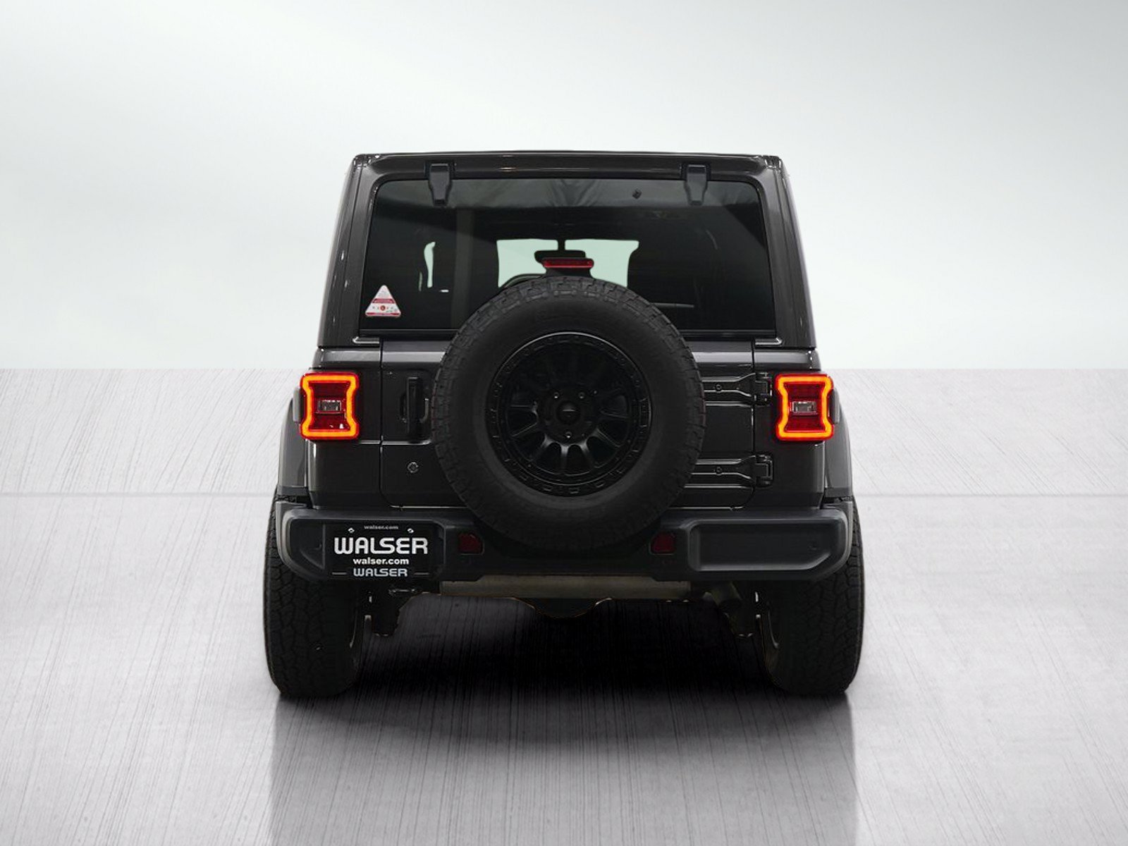 Used 2020 Jeep Wrangler Unlimited Sahara AWD/4WD image 5