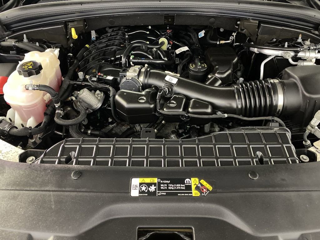 Used 2022 Jeep Grand Cherokee L Limited AWD/4WD image 36