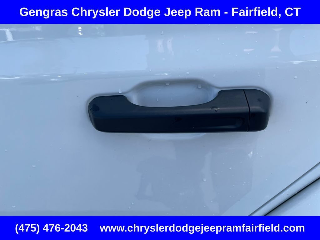 Used 2024 Jeep Wrangler Unlimited w/ Convenience Group AWD/4WD image 35