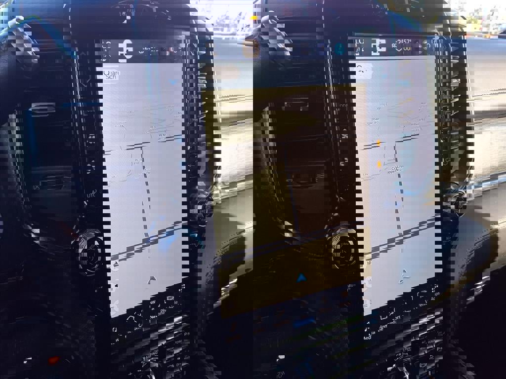 Used 2024 RAM 3500 Limited image 17