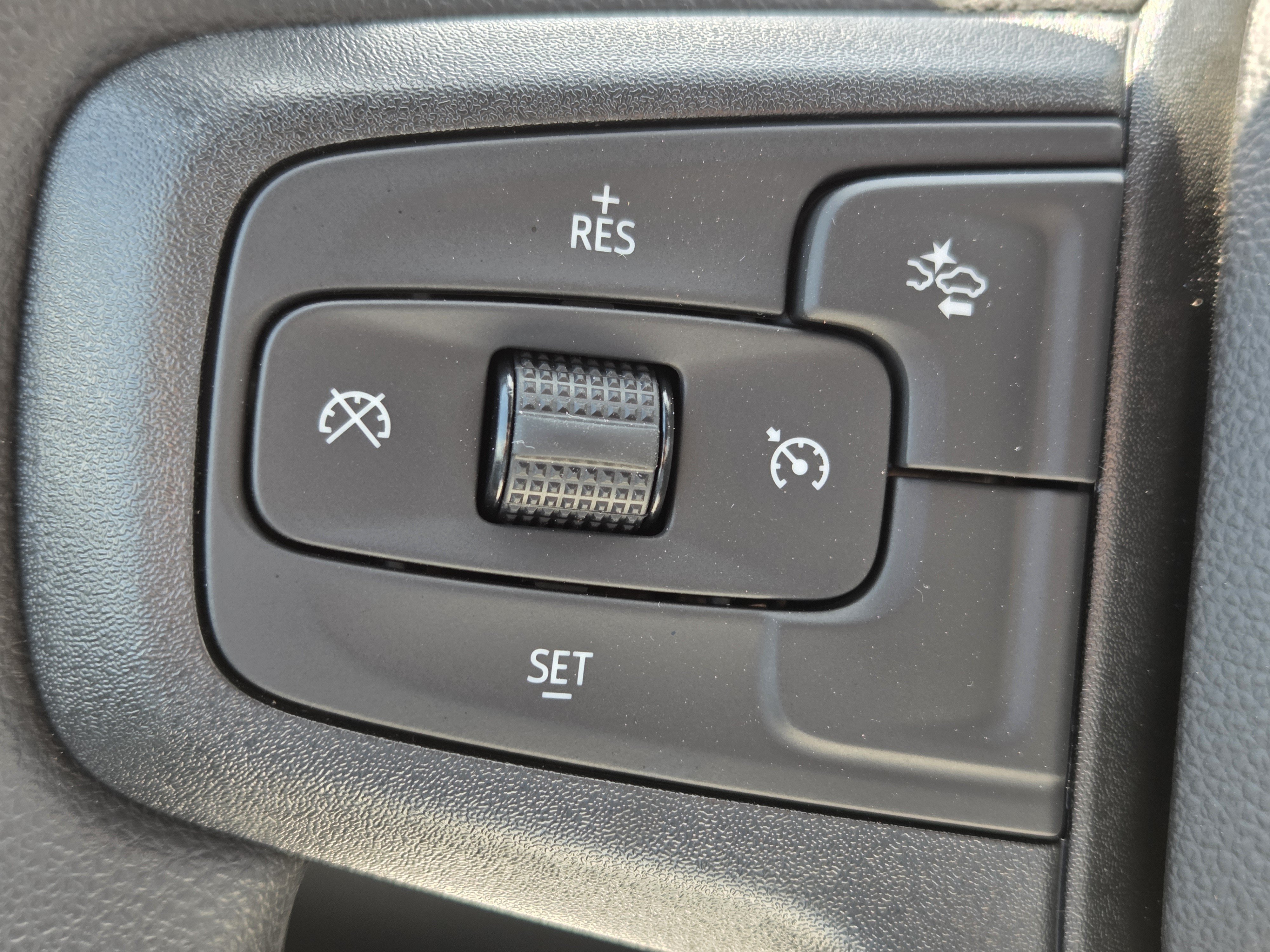 New 2026 Chevrolet Silverado 1500 Custom AWD/4WD image 15