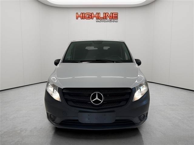 Used 2020 Mercedes-Benz Metris image 2