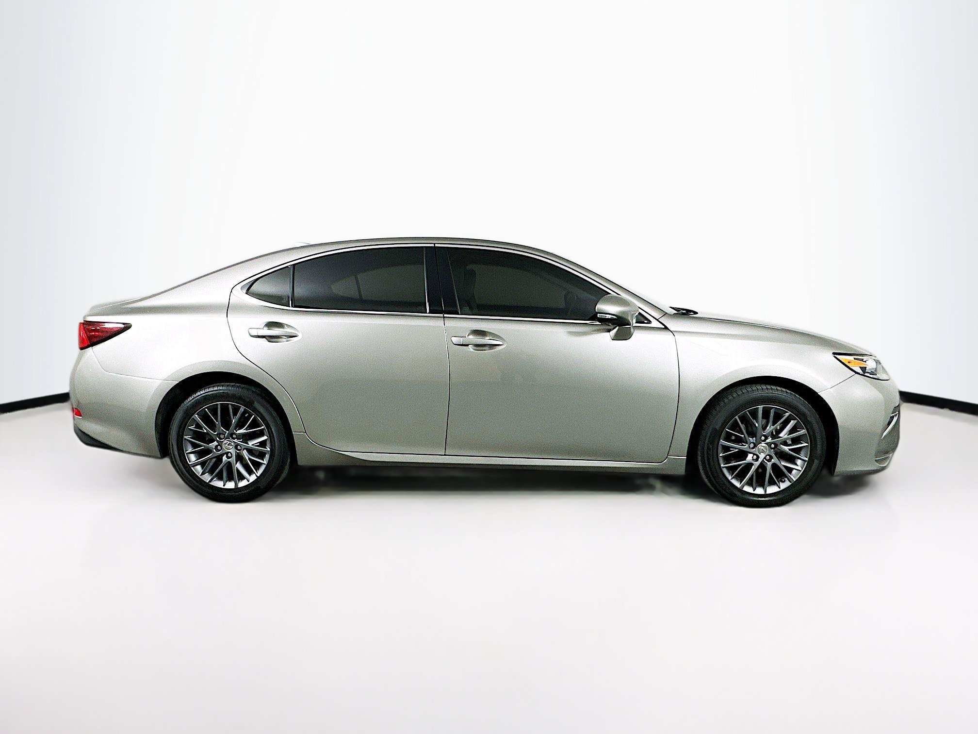 Used 2018 Lexus ES 350 image 10