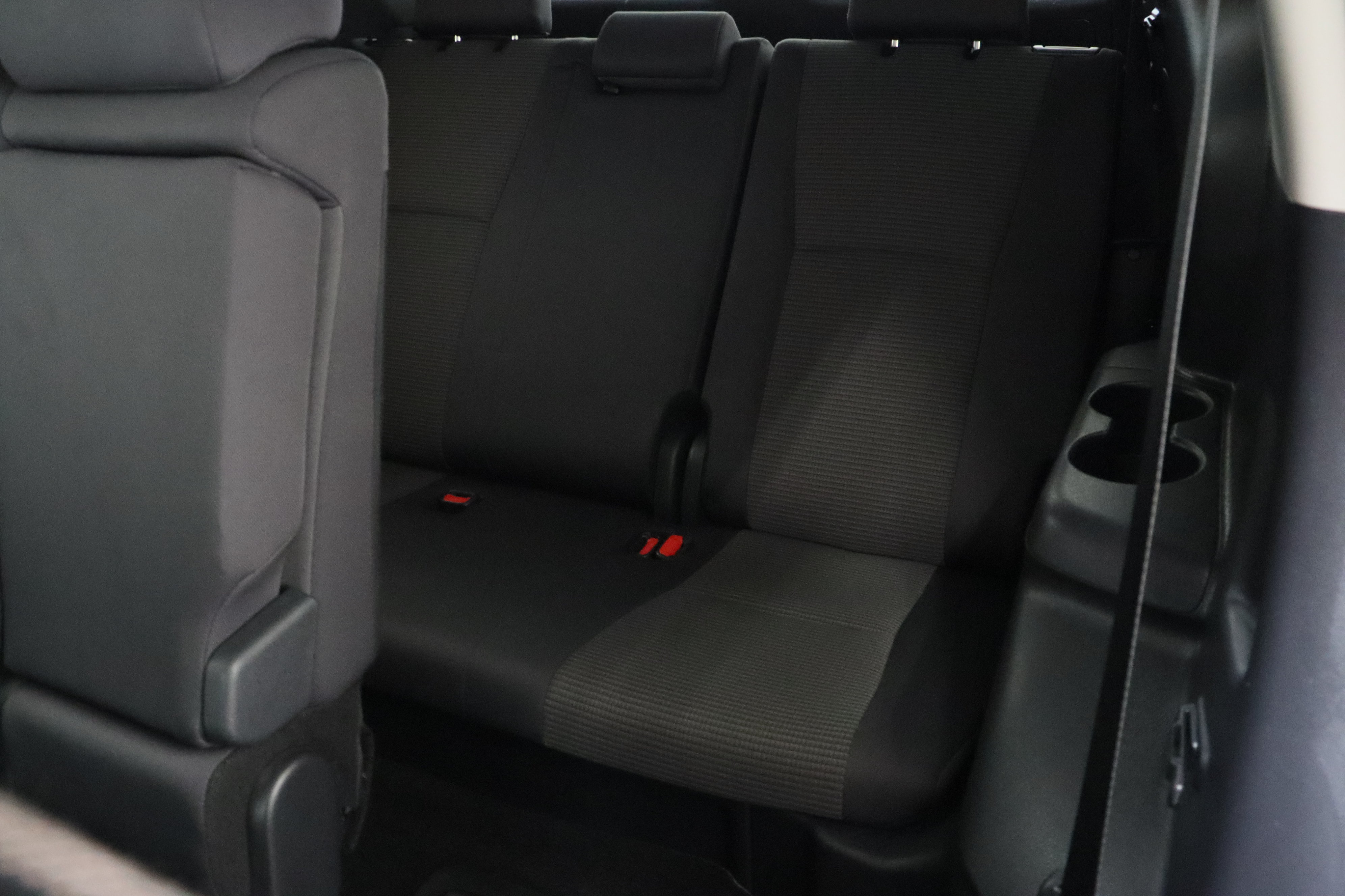 Certified 2025 Toyota Highlander LE FWD image 32