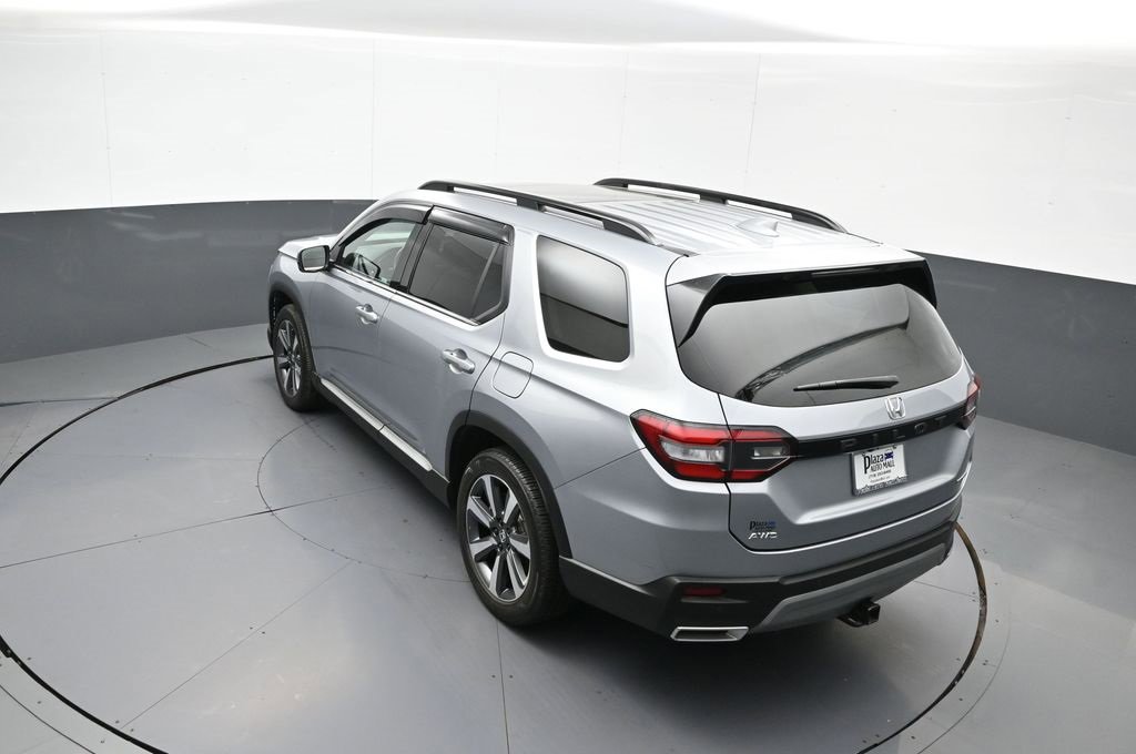 Used 2023 Honda Pilot Touring image 42