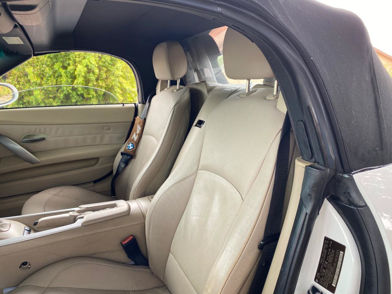 Used 2008 BMW Z4 3.0i RWD image 18