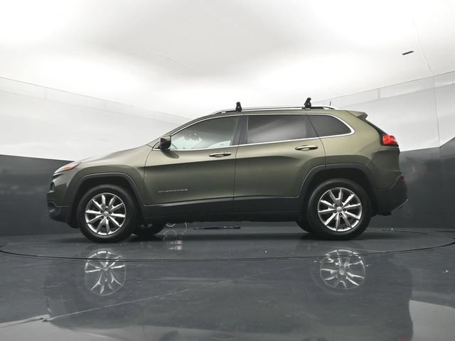 Used 2018 Jeep Cherokee Limited AWD/4WD image 21