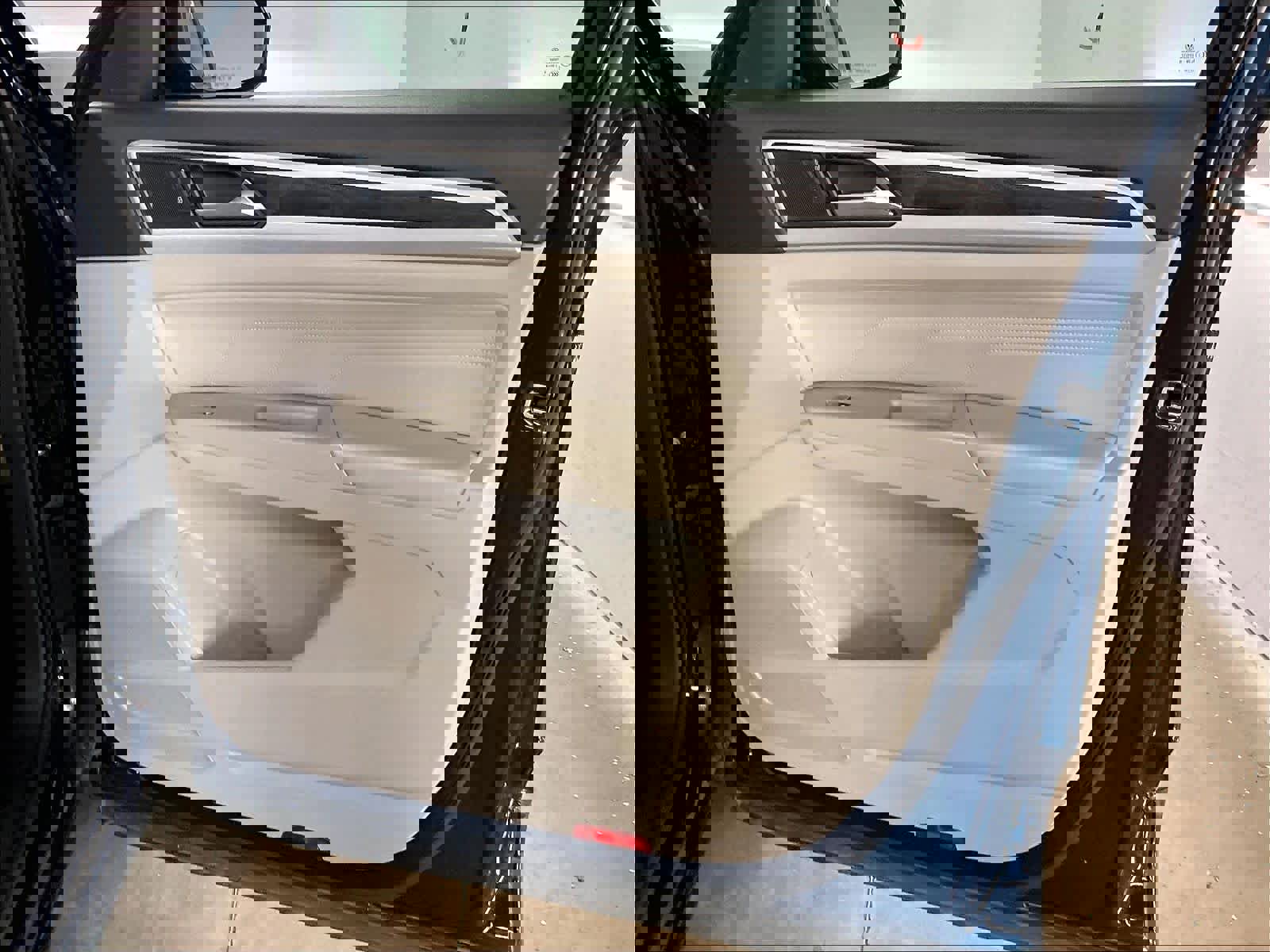 Used 2022 Volkswagen Atlas SE image 28